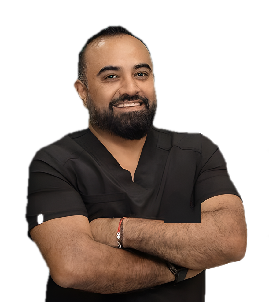 Dr. Juan Carlos López Medina, cirujano dentista con posgrado en ortodoncia